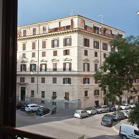 Gianicolo Holiday House Apartment